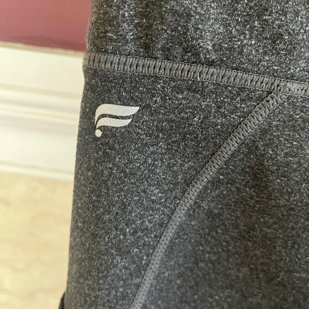 Fabletics Mid-Rise Ultracool Shine - image 5